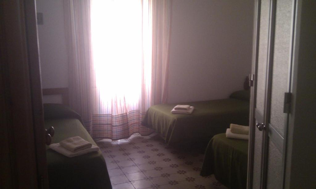 Hostal Union Campana Siviglia Camera foto