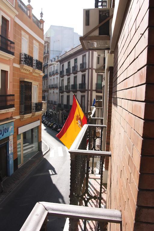 Hostal Union Campana Siviglia Esterno foto